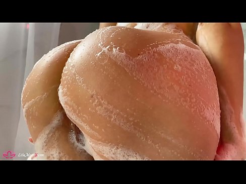 ❤️ Une brune masturbe sa chatte avec un vibrateur jusqu'à un orgasme intense sous la douche. ️ Vidéo de sexe at us fr.makesexnotwar.ru